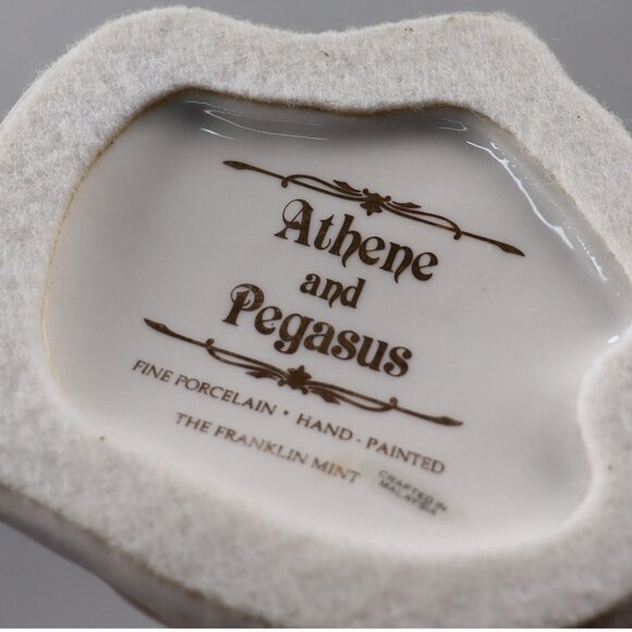 The Franklin Mint Athene and Pegasus Porcelain Figurine PAULINE PARSON box cert - Picture 4 of 5